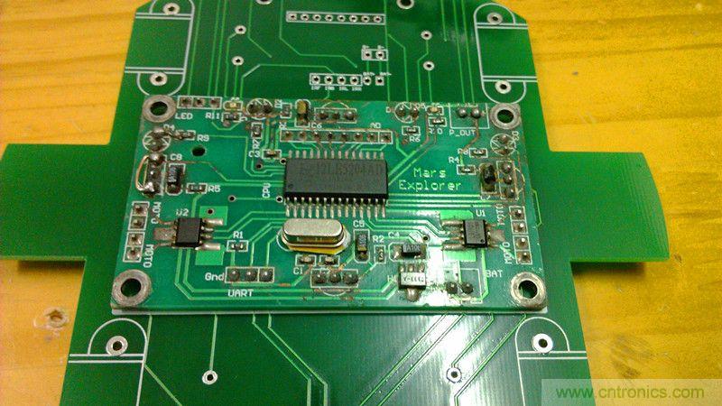 牛人力作！PCB版藍牙智能小車DIY