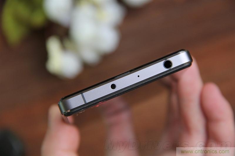 無邊框的 nubia Z9 ，一款既有驚喜，又有驚艷的智能手機